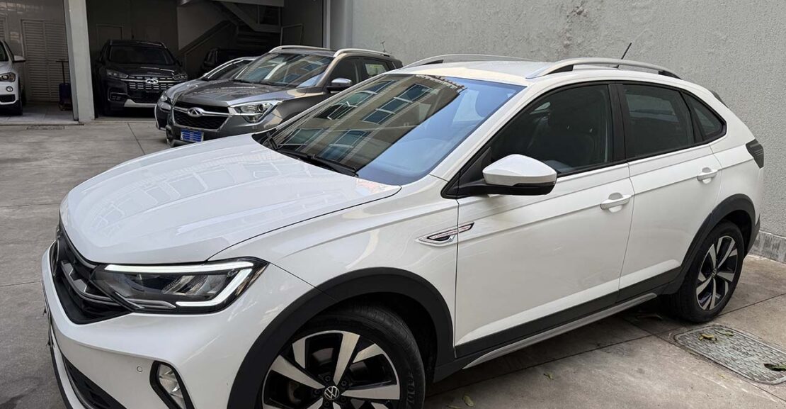 Volkswagen Nivus 1.0 Highline AT 2022-2023 3