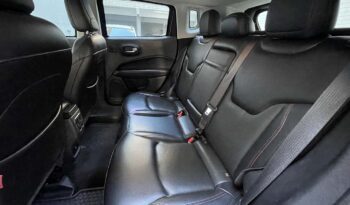 Jeep Compass diesel Trailhawk 2018 Visão lateral bancos traseiros
